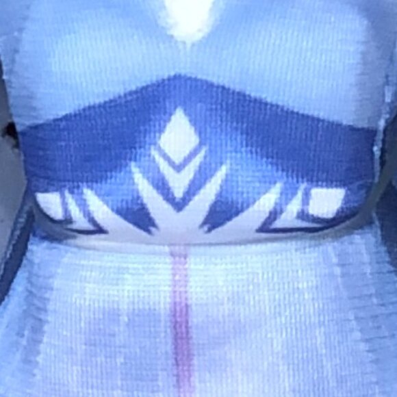 New in Box-Hasbro Disney Frozen 2 Elsa Fashion Doll with Long Blonde Hair - Picture 8 of 14